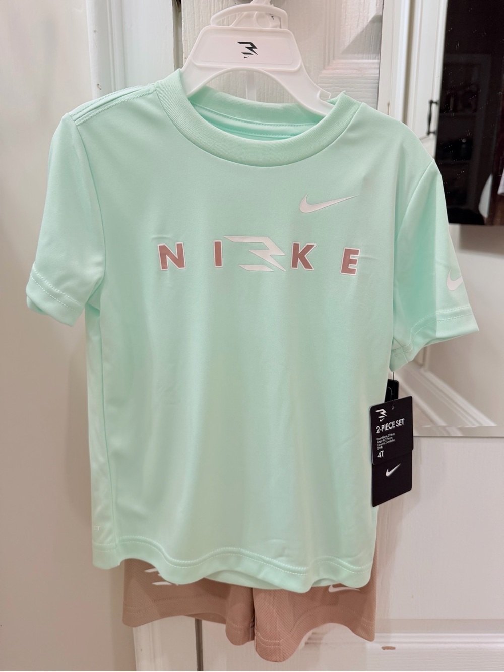 Nike Mint Green Short Sleeve Top & Athletic Shorts Set - Picture 3 of 5